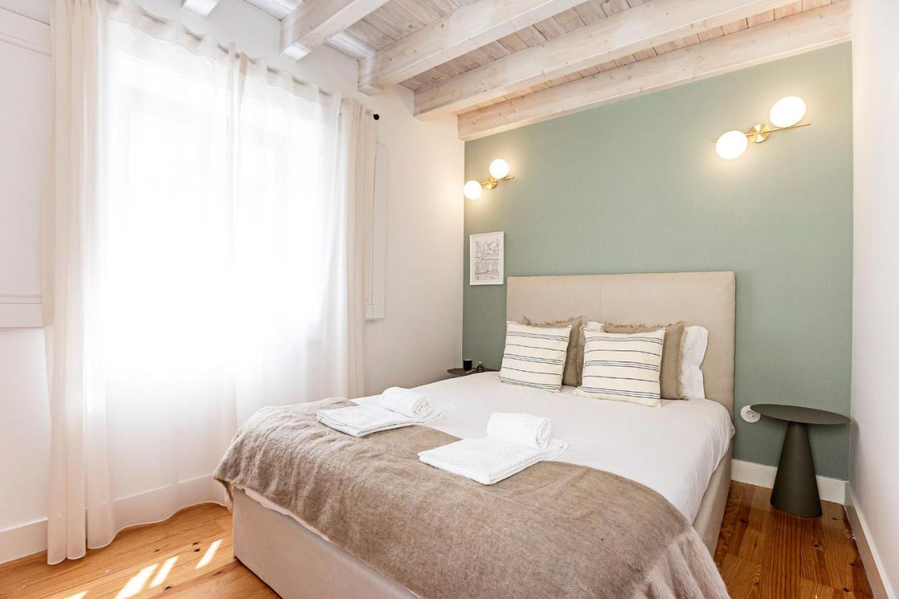 D. Joao IV Apartments By Lovelystay ポルト エクステリア 写真